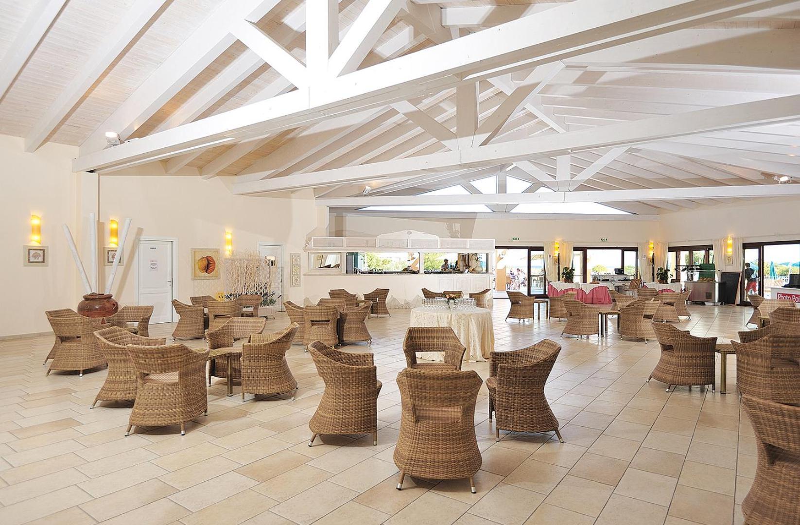 Agrustos Futura Club Cala Fiorita酒店 外观 照片