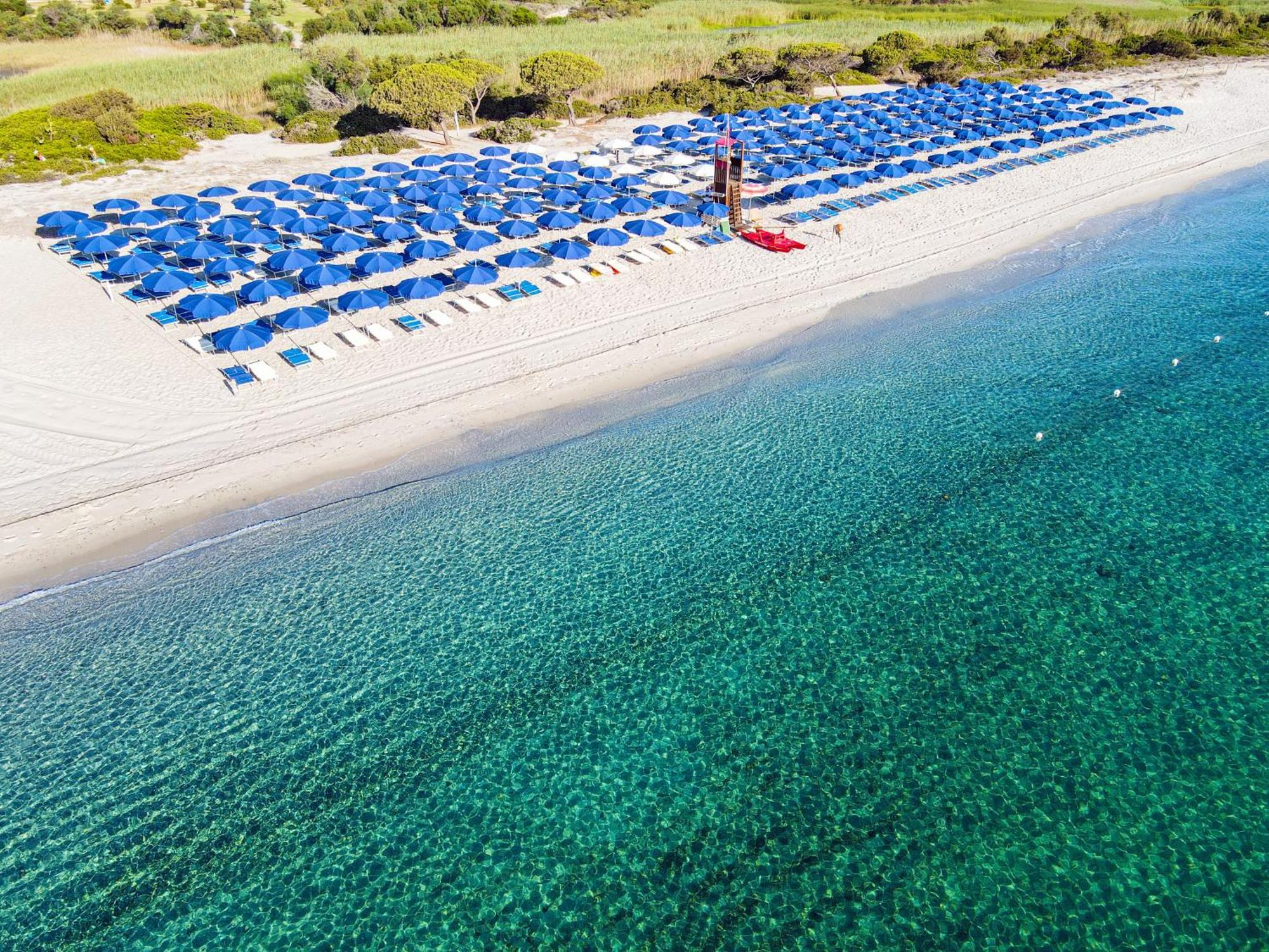 Agrustos Futura Club Cala Fiorita酒店 外观 照片